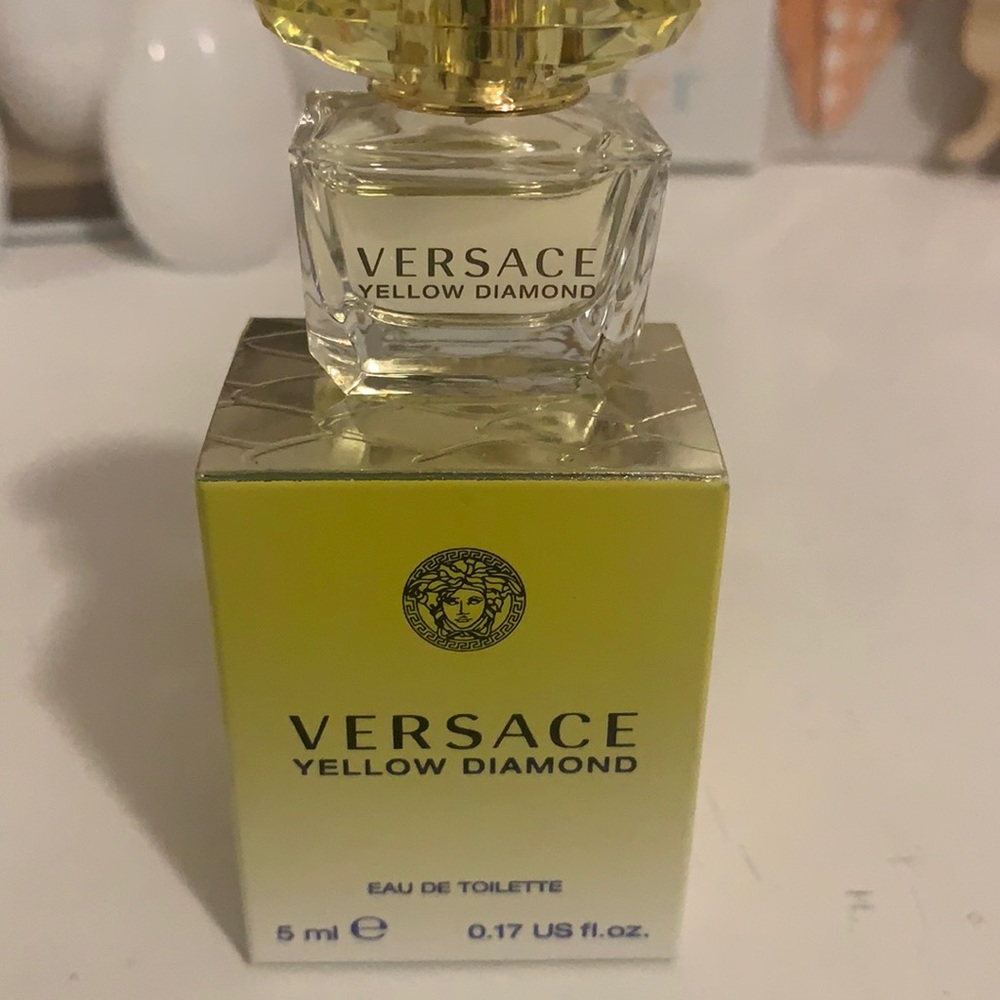 Versace Yellow Diamond Eau de Toilette 5ml/ 0.17 .